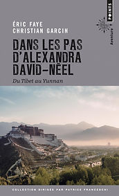 Couverture du livre "Dans les pas d'Alexandra David-Néel"