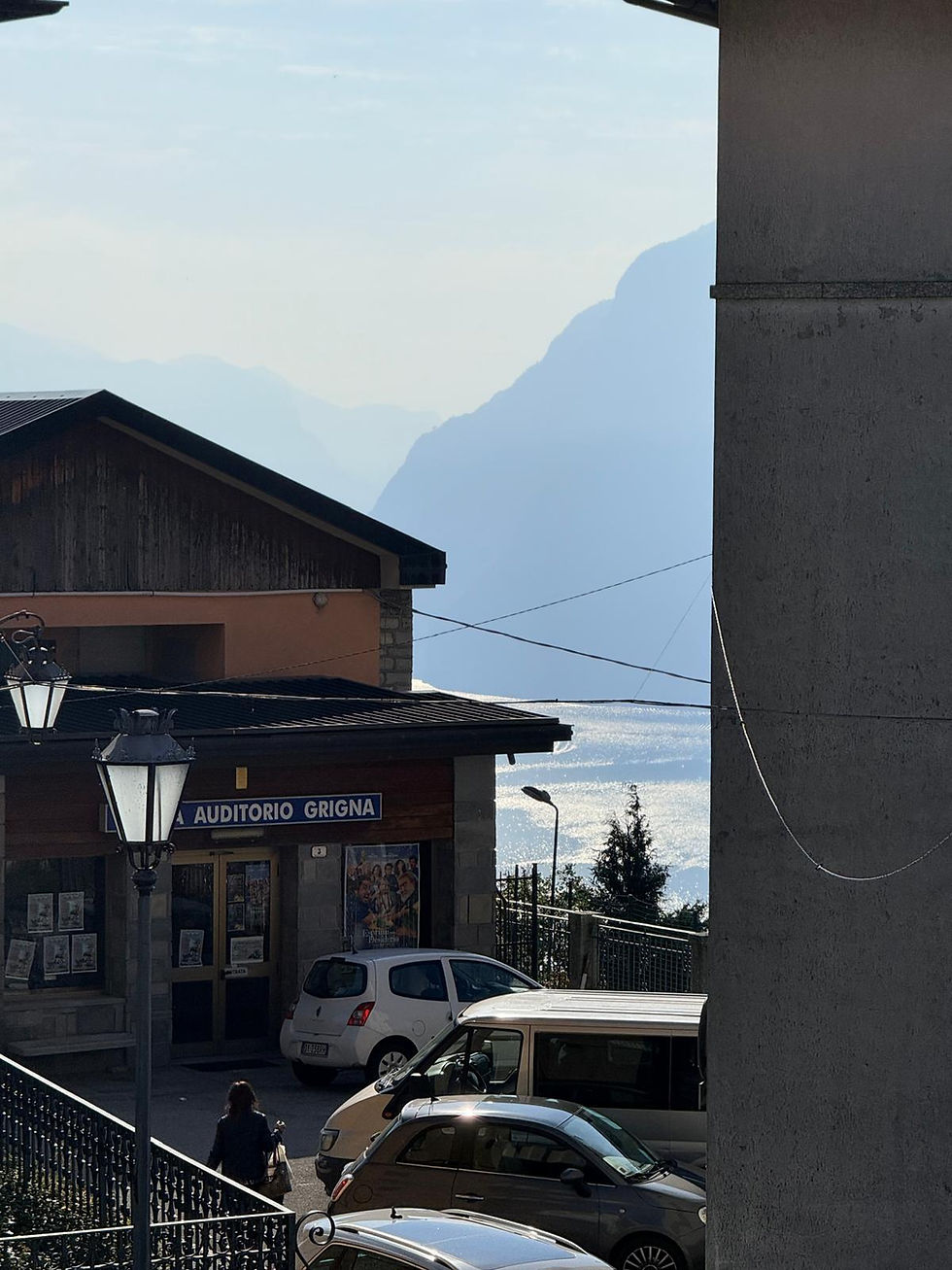 Terratetto in via Frassi a Bellagio: ristrutturazione totale con vista lago