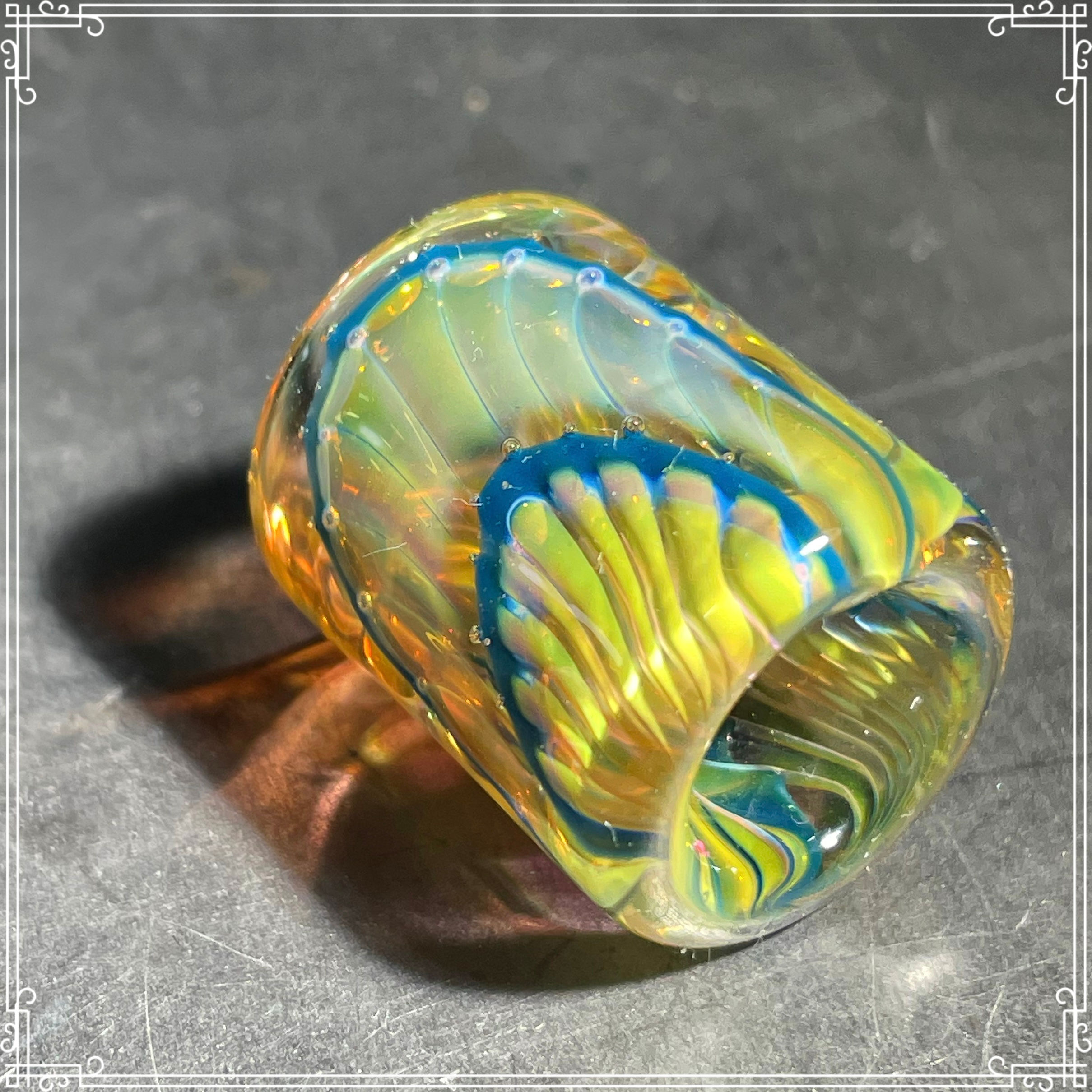 Cut n'flip barrel bead