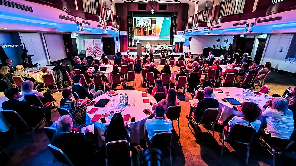 vzivo multi-camera live stream of a large international conference with a full audience
