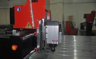 FOURMAK CNC router spindle ve işleme tablası