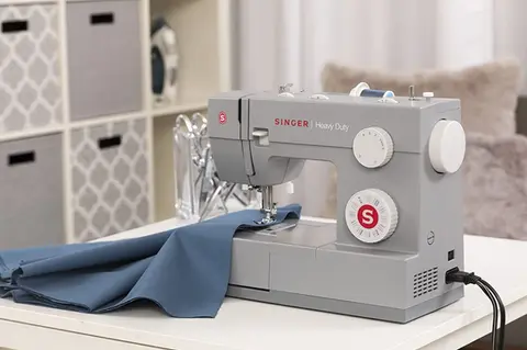singer-heavy-duty-mechanical-sewing-machine.webp