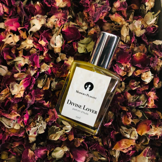 MP_DivineLover_Roses_square_540x.webp