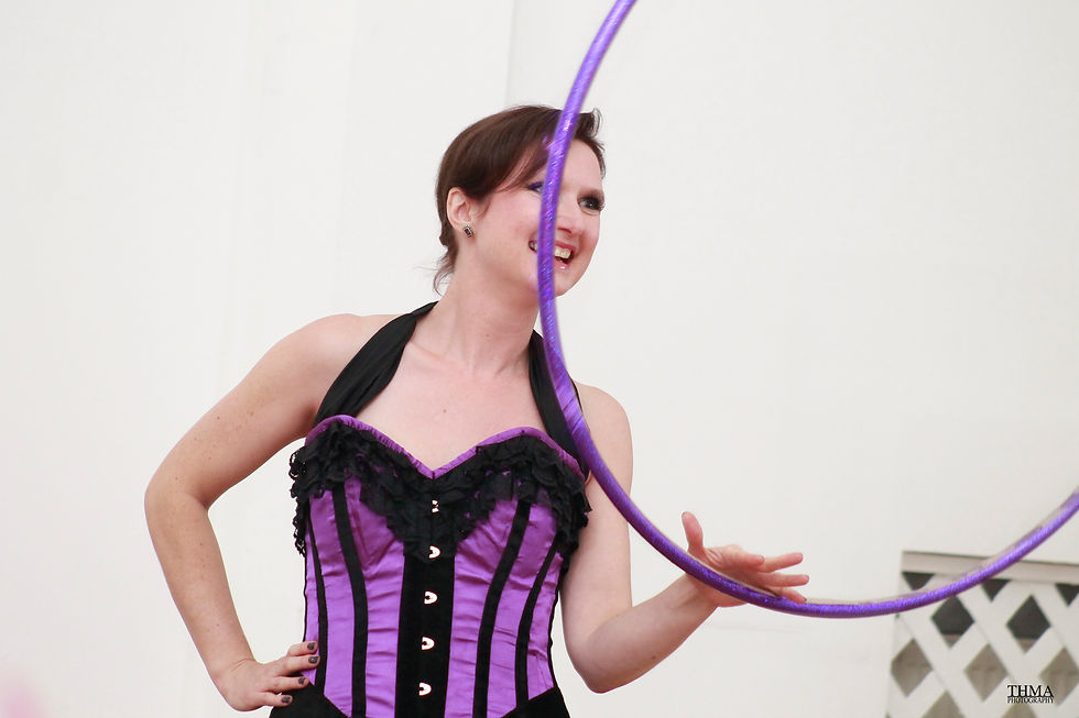 'Spinsonic' Hula Hoopist