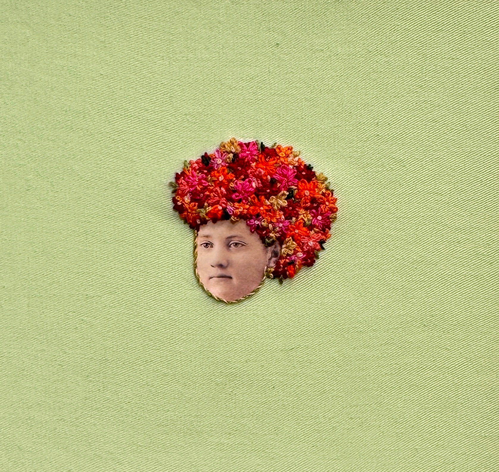 Tiny Flower Wig #17