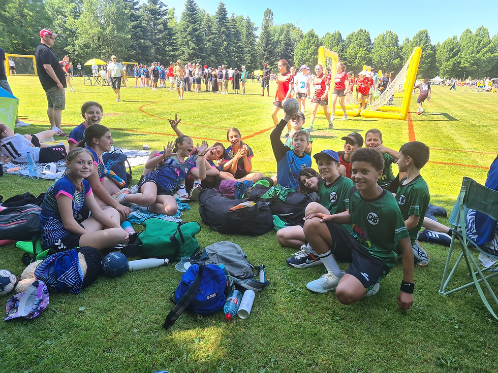 Tournoi sur herbe à ANNECY CSAV Handball