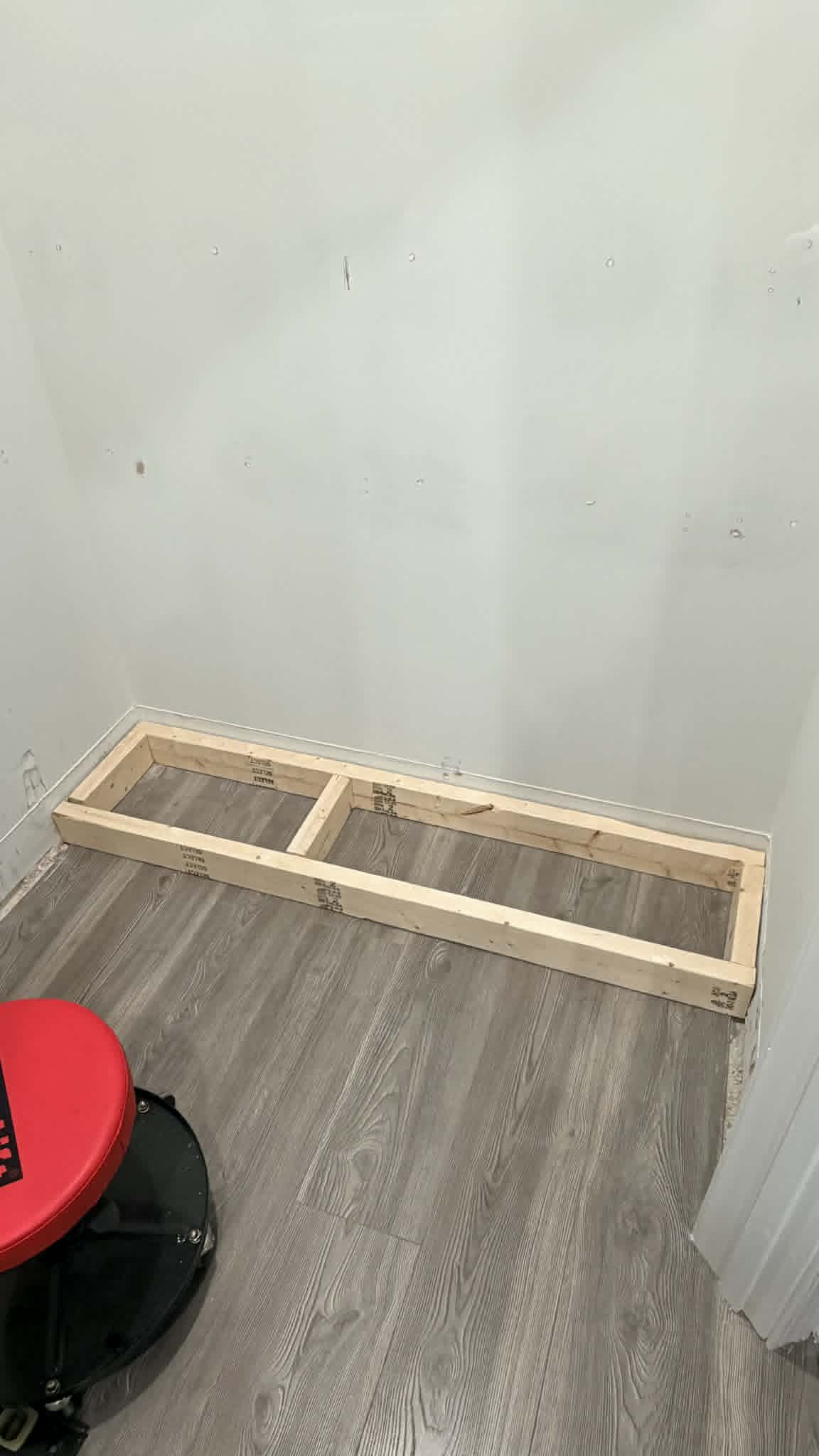 The 2x4 frame on the floor - the very beginning