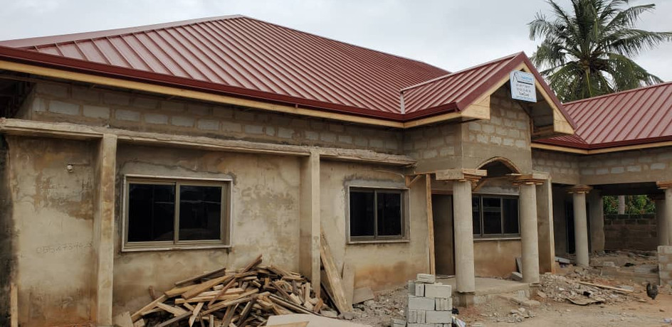 Roof renovation work - Haatso