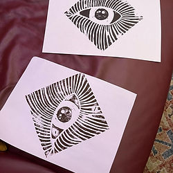 2 versions of the same print