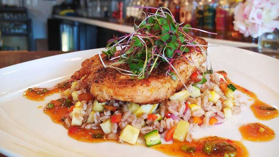 Thumbnail: Premium Mahi Mahi Fillets - Large - 8oz / 2 Servings