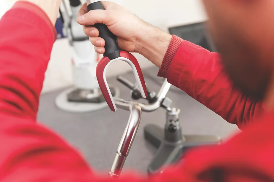 In-process inspection of a bent metal tube with a fork gauge