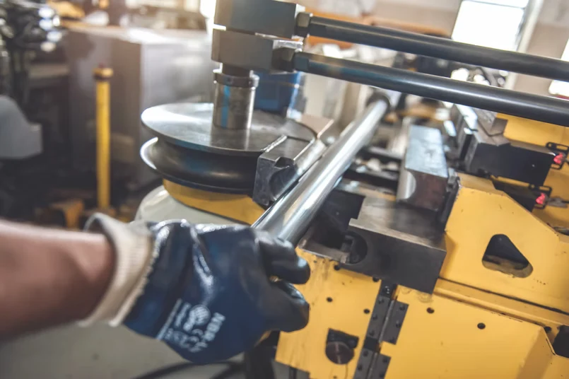 Metal tube production on a CNC tube bending machine