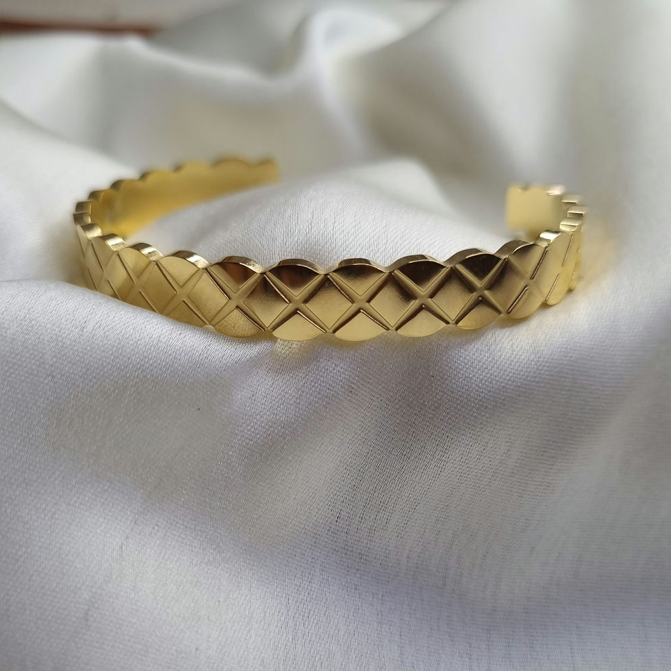 Thumbnail: 18k gold plated cuff 