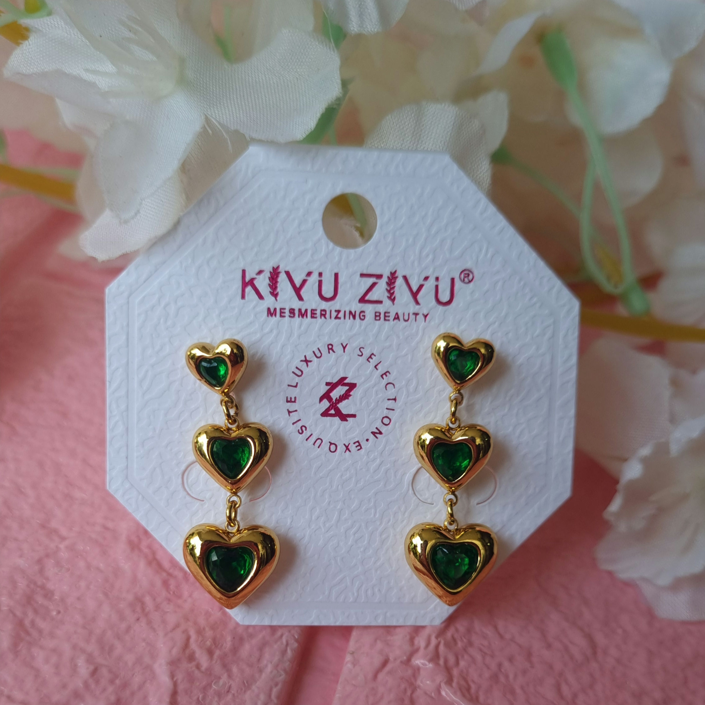 Emerald 3 heart danglers 