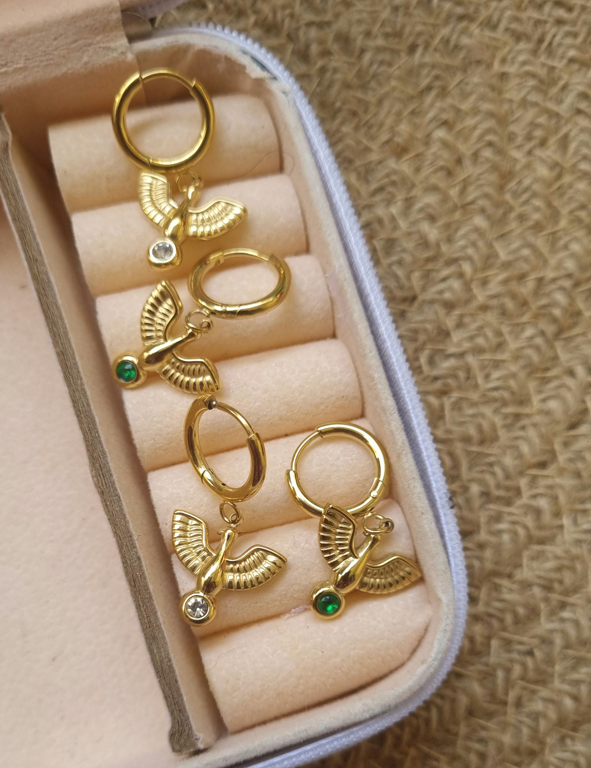 Bird hoops