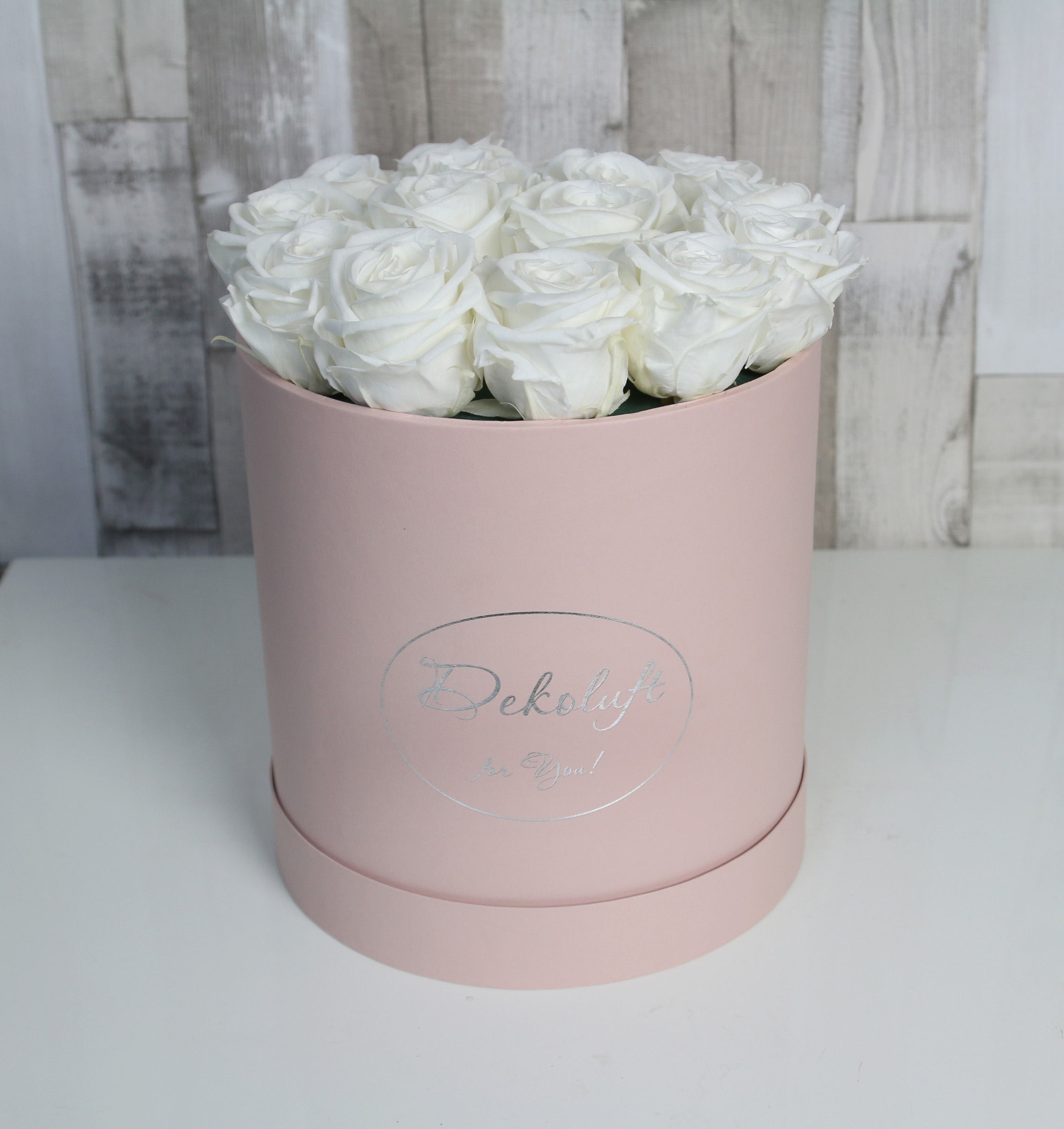 Infinity M-Blumenbox (15-17 Rosen)