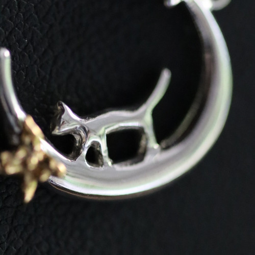 ぐでねこチャンチャーム チューリップと蝶々 楽天市場】しっぽが動く