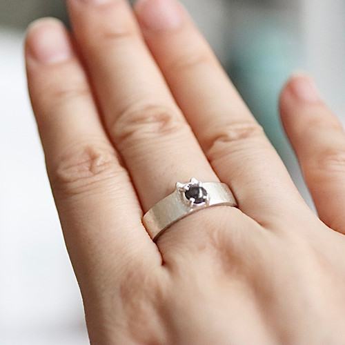 幻のダイヤソーヤブル！♦︎自然のままの美しさ】ダイヤモンド原石 リング