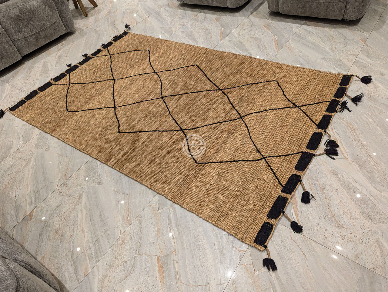 Chervil-Natural Black-HAND WOVEN RUG (5X8)FT