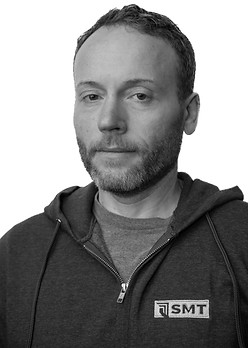 B&W_Headshots_00018.jpg