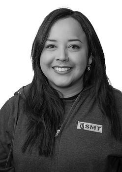 B&W_Headshots_00002.jpg