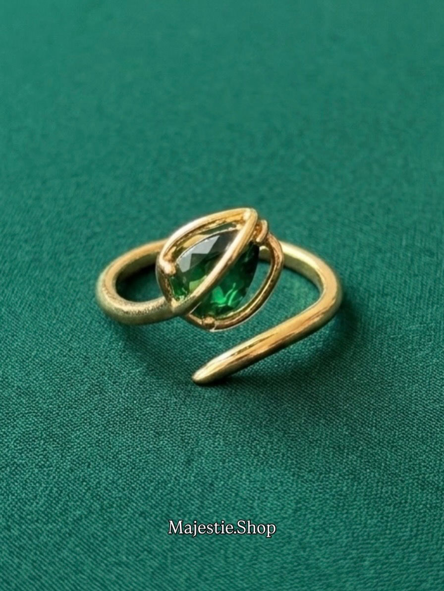 Thumbnail: Tulip Ring