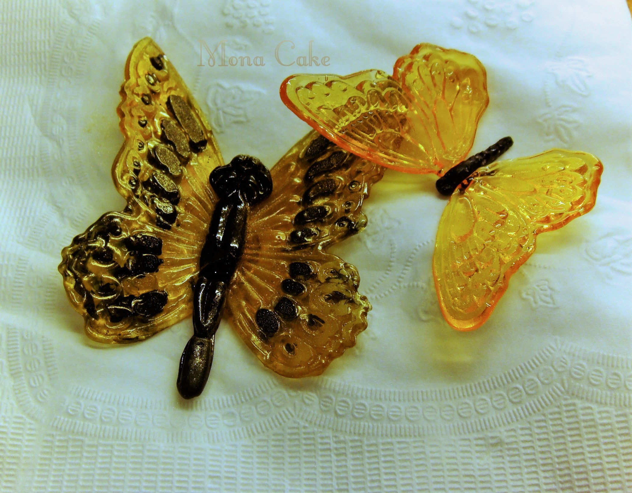 Butterflies of Poured Hot Sugar