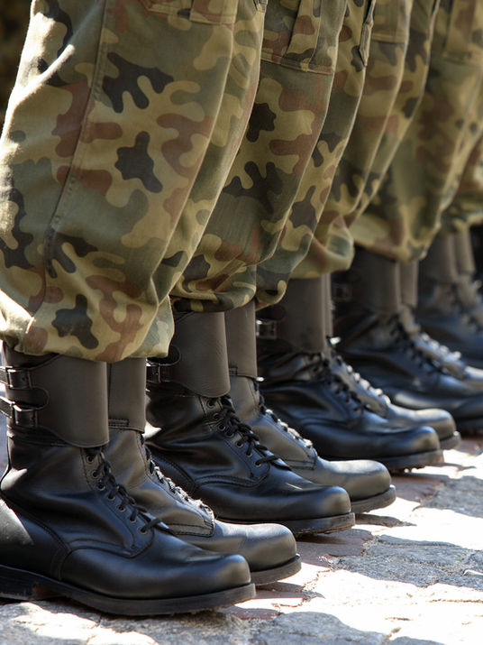 Equipamiento militar