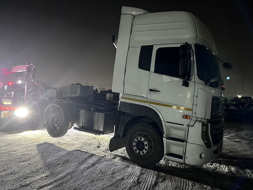 ภาพขนาดย่อ: UD TRUCKS GWE11H34R370SS2 (2015) RY21-6410211