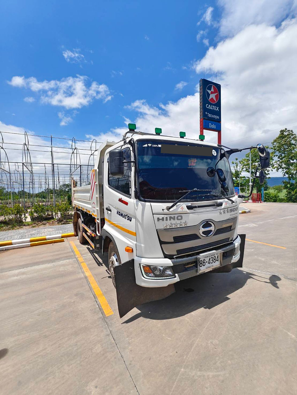 ภาพขนาดย่อ: HINO 6 ล้อ ,กระบะดั๊มพ์ (2023) HO31-6600121