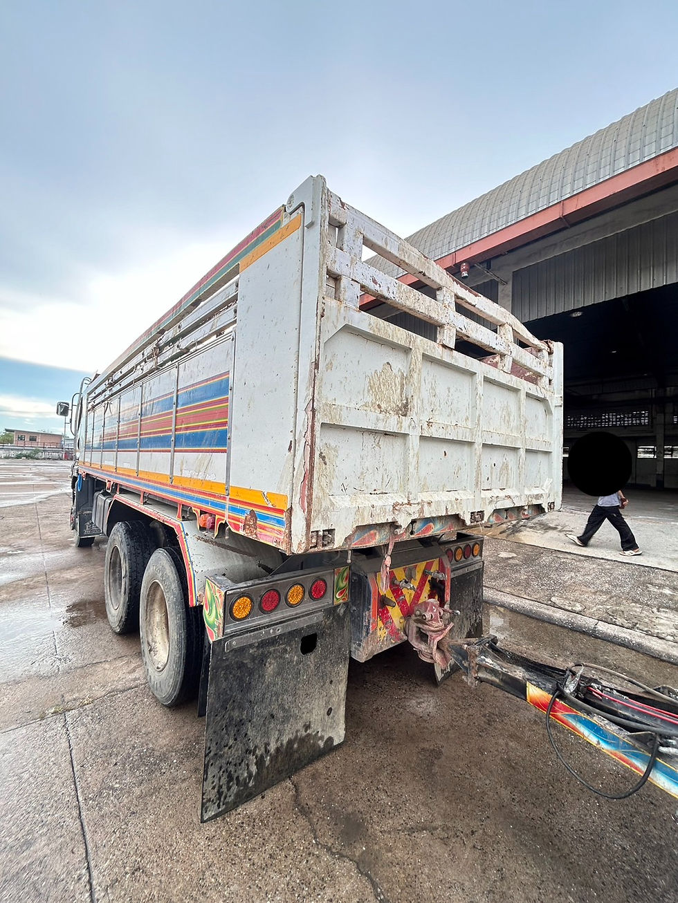 ภาพขนาดย่อ: ISUZU FXZ77QDF1H   (2012) PL24-6710019
