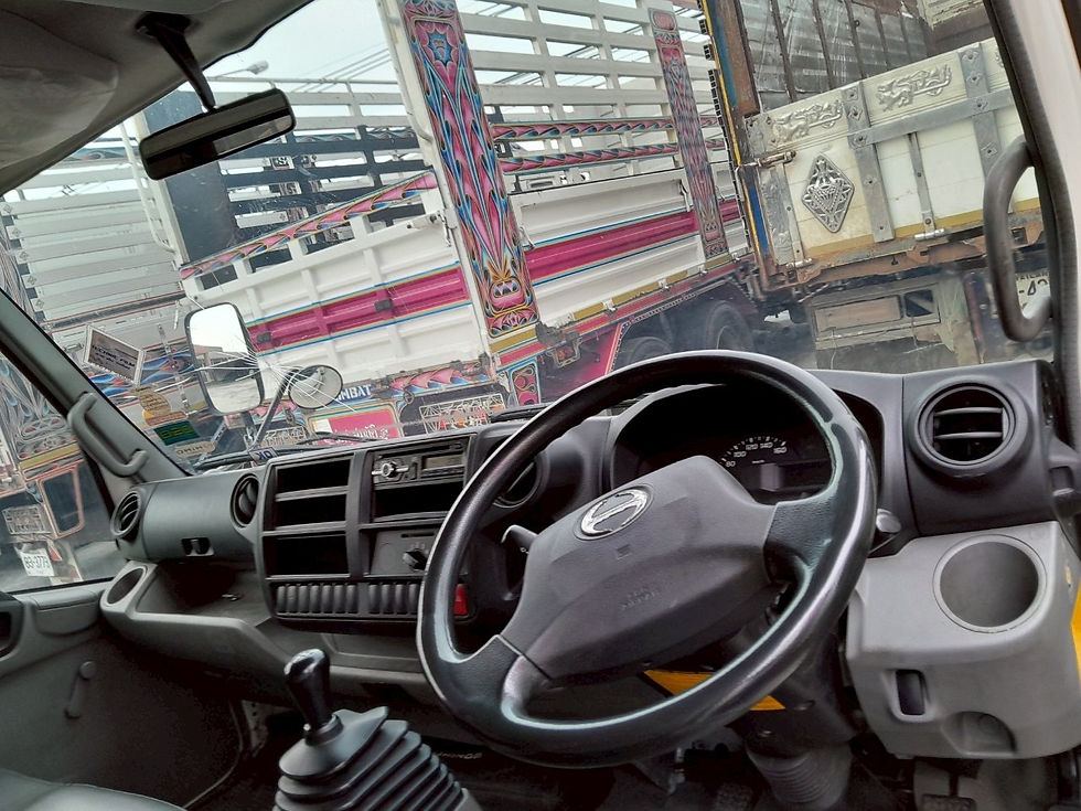 ภาพขนาดย่อ: HINO 6 ล้อ, กระบะไม้พร้อมหลังคาอลูมิเนียม (2022) HO10-6500559