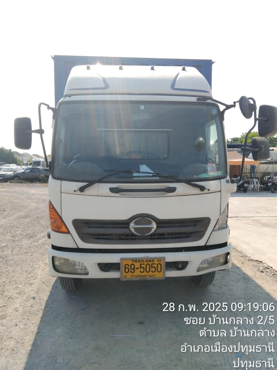 ภาพขนาดย่อ: HINO FC9JL1A-CBAHF (6 ล้อ) ตู้ประตู10 บานพร้อมลิฟต์ท้าย (2023) SK22-6600682