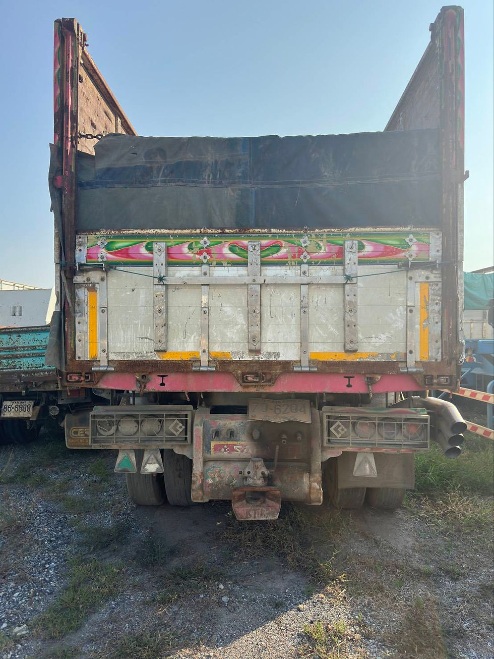 ภาพขนาดย่อ: ISUZU 12 ล้อ กระบะดั๊มพ์ (2011) HO31-6620180