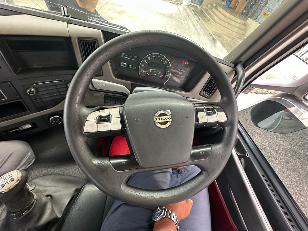 ภาพขนาดย่อ: VOLVO 10 ล้อ,หัวลาก   (2015) HO10-6510198