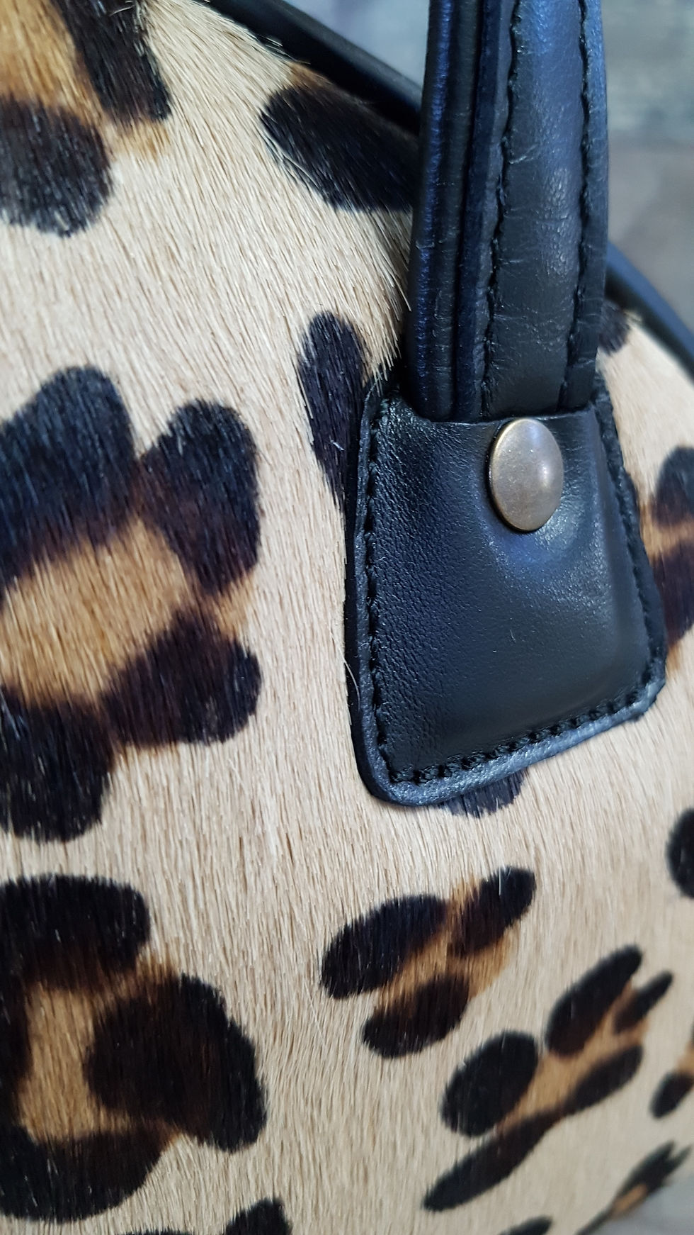Miniature : SkinAss MINI MISS cuir léopard tête de mort noire