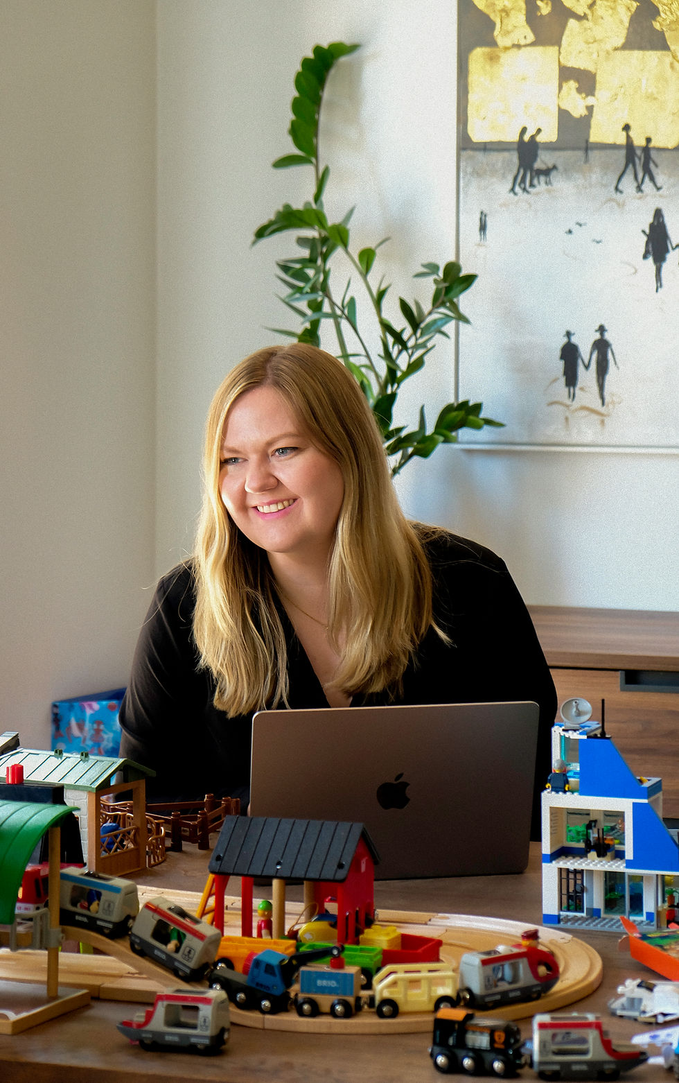 Carrière mama die aan het glimlachen is