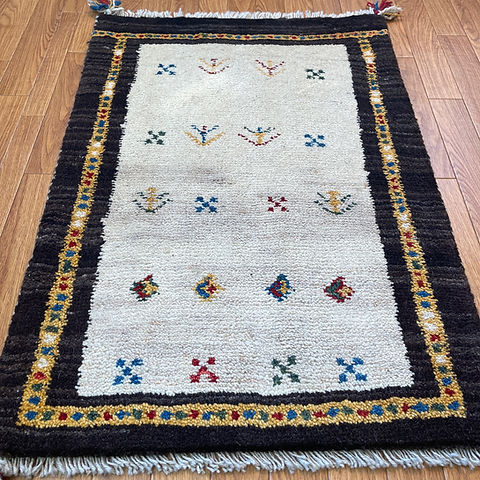 手織りペルシャ絨毯 新品 ギャッベ 工房名入 90×60cm シーラーズ