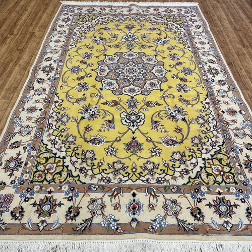 手織りペルシャ絨毯　新品　ナイン産　227cm × 147cm 手織りペルシャ絨毯 新品 ナイン産 227cm × 147cm ラグ・カーペット