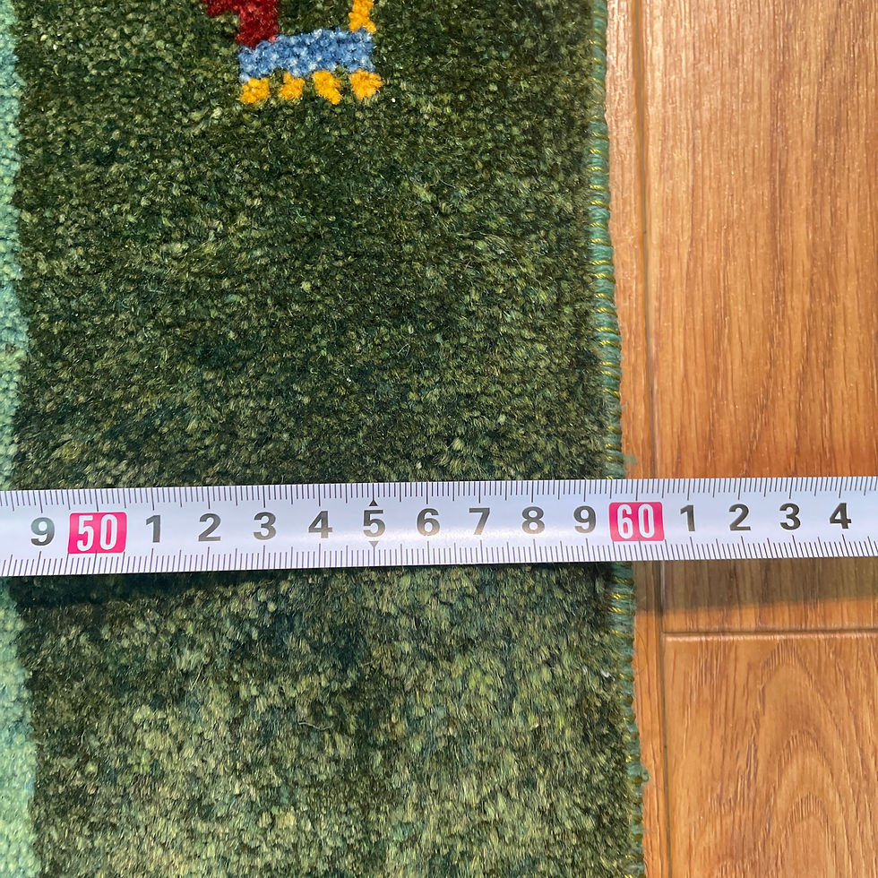 サムネイル： 手織りペルシャ絨毯　ギャッべ　リズバスト　新品　88×60cm　玄関、寝室サイズ　ラグ、カーペット　Ni418