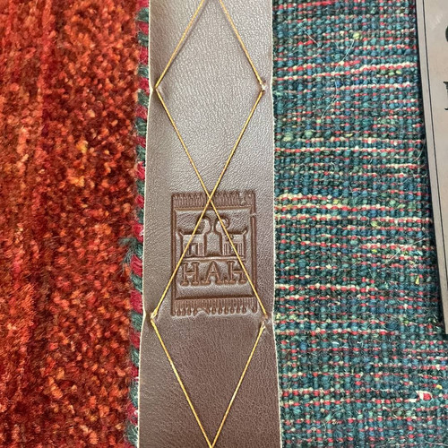 手織りペルシャ絨毯　新品　リズバフRIZBAFT　145cm × 106cm 手織りペルシャ絨毯 新品 リズバフRIZBAFT 145cm × 106cm 【公式通販】