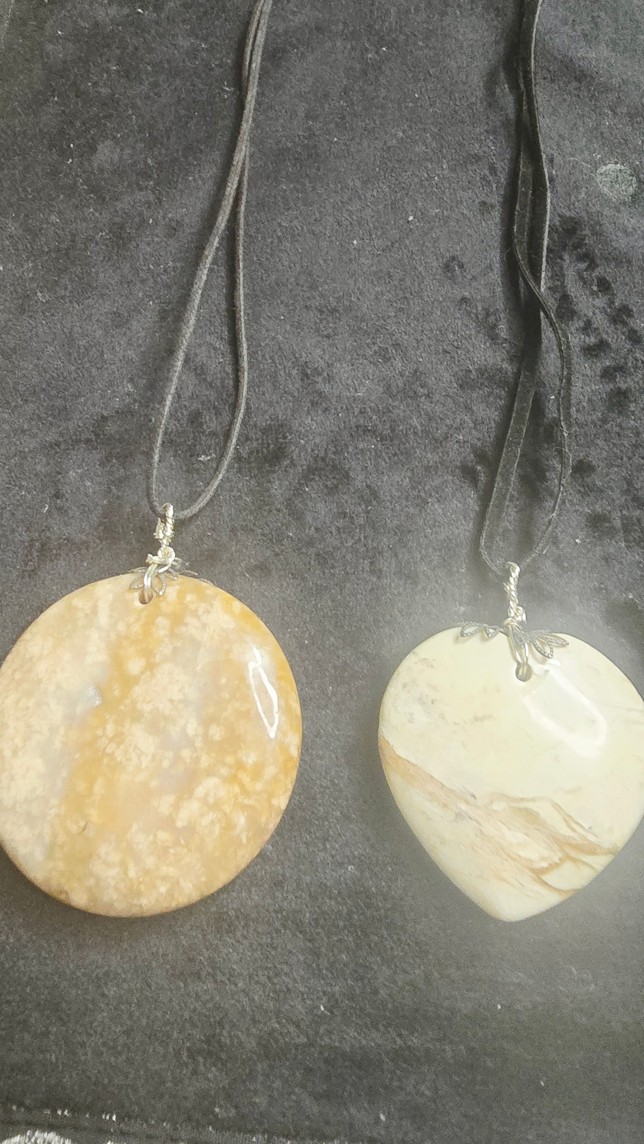 Heart and Round Agate Necklace