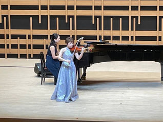 歌とバイオリンのコンサート