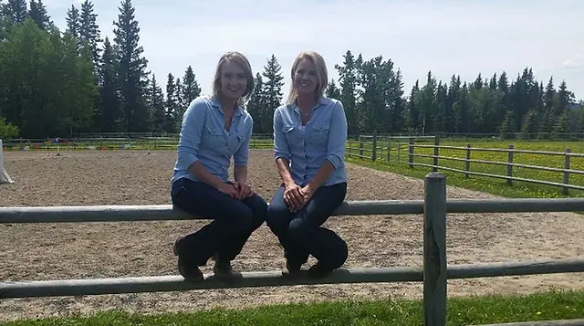 Amber Marshall & Niki Flundra
