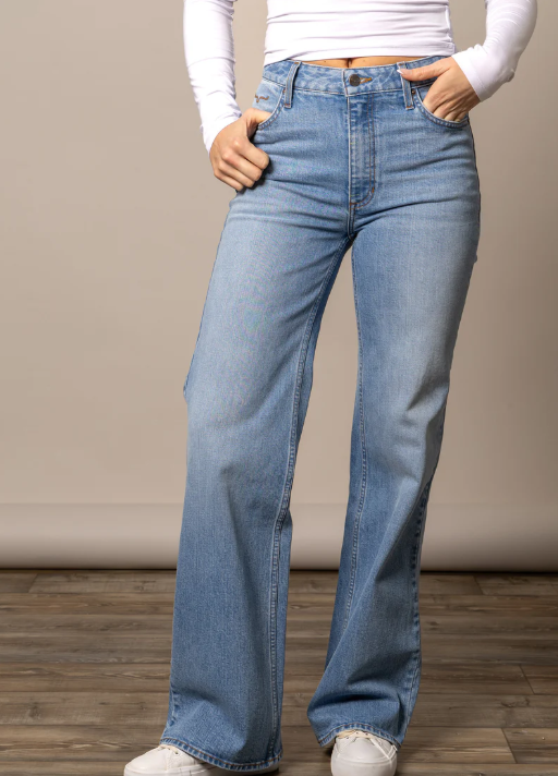 Zoey Kimes Jeans