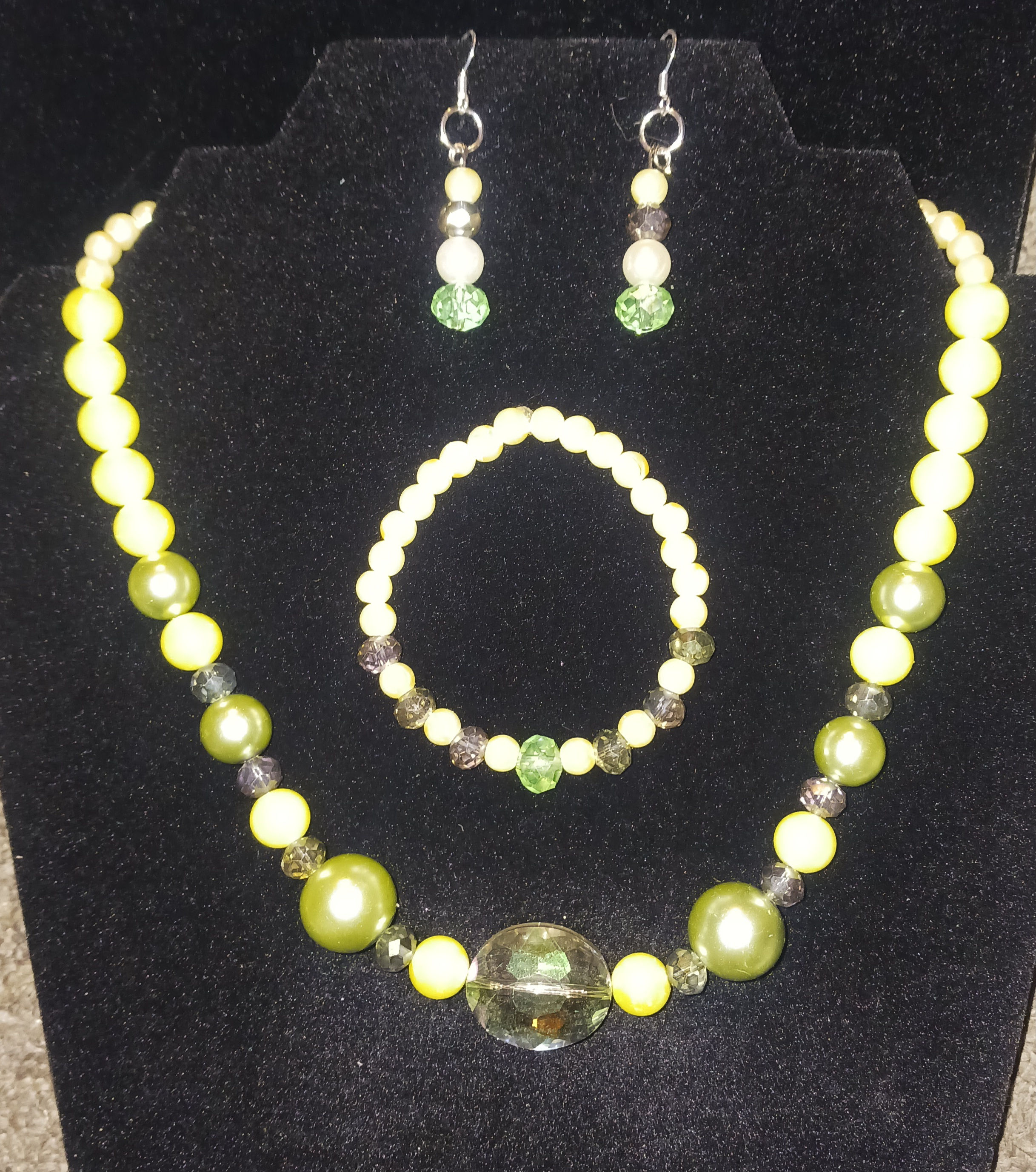 3pc crystals n pearls jewelry set