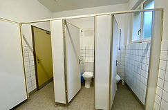 Damentoilette im 1.Stock