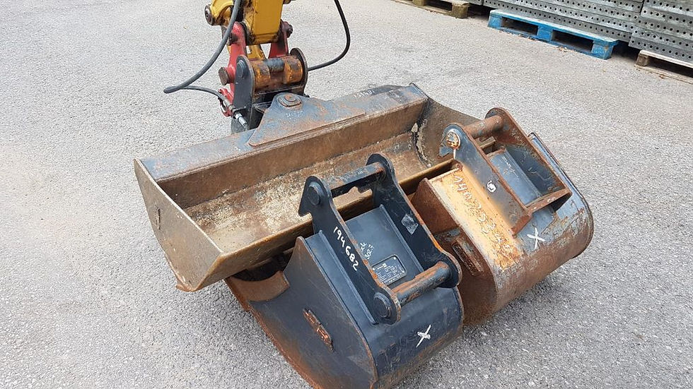 Miniature : CAT 302.7D CR