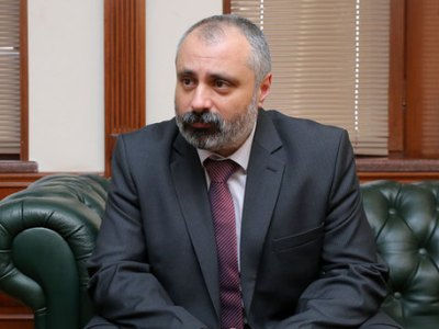 "Vivir en Artsaj se convirtió en una misión", enfatizó el Canciller Babayan