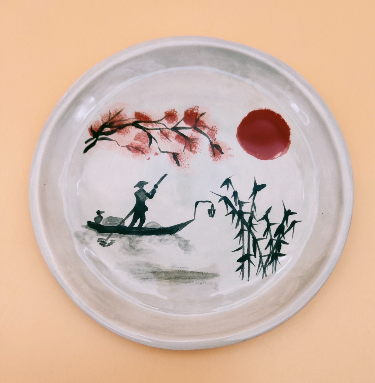 BeWeCeramics tusfestés stílusú kistányér halász 1